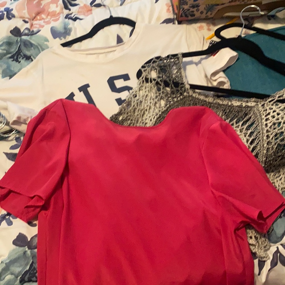 Pink blouse - Picture 3 of 4
